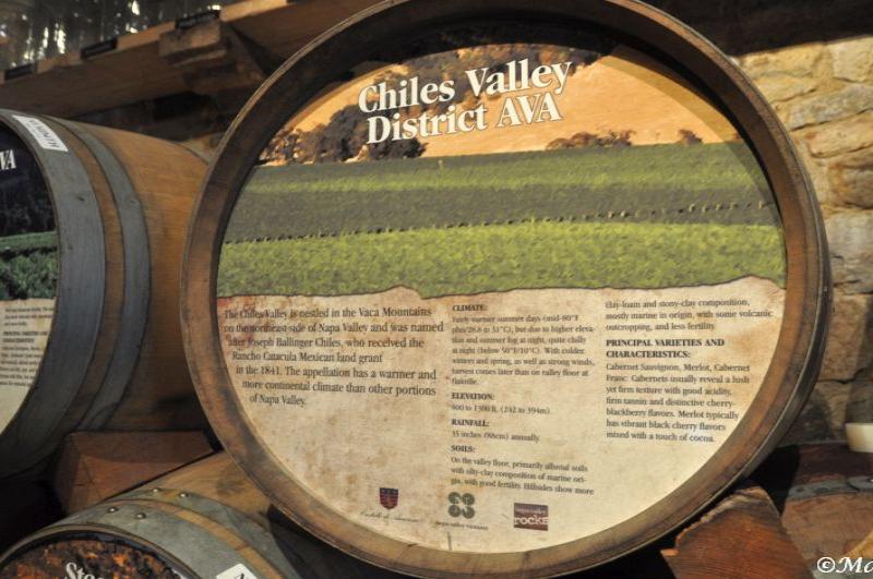 Chiles Valley District AVA: винные бочки с информацией о виноградниках в Castello Di Amorosa